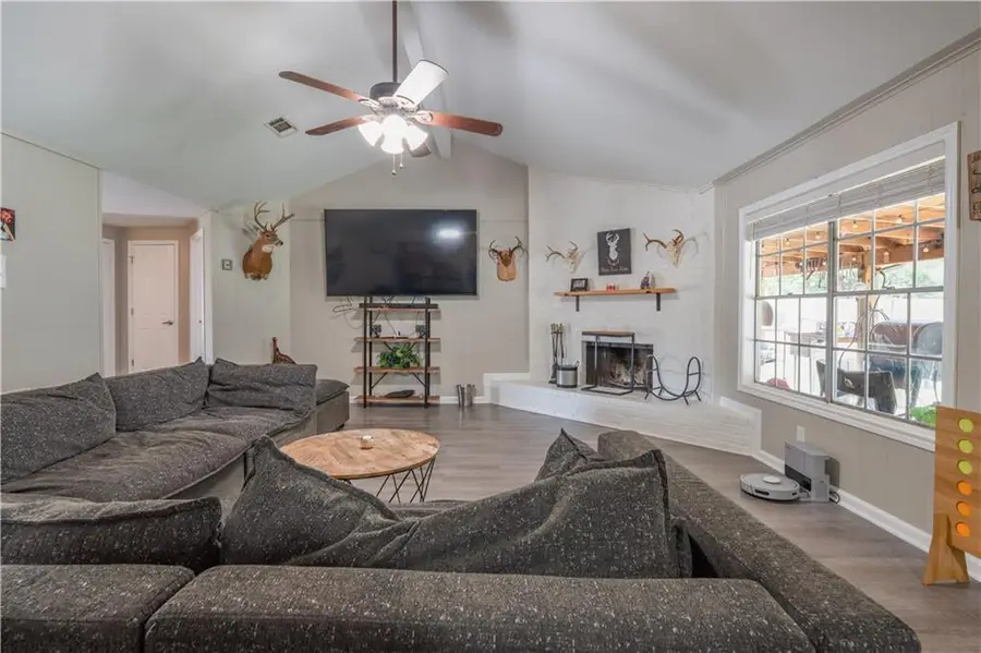 401 Hanson Drive, Houma, LA 70360 - #2