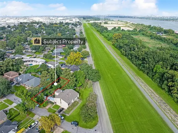 Oakland Drive, Harahan, LA 70123