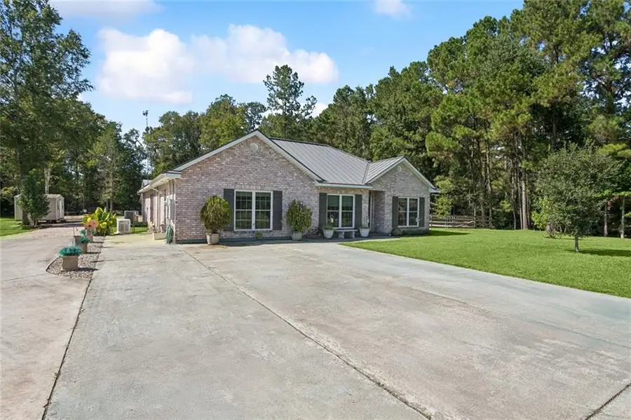 11081 Martin Lane, Tickfaw, LA 70466 - Image #2