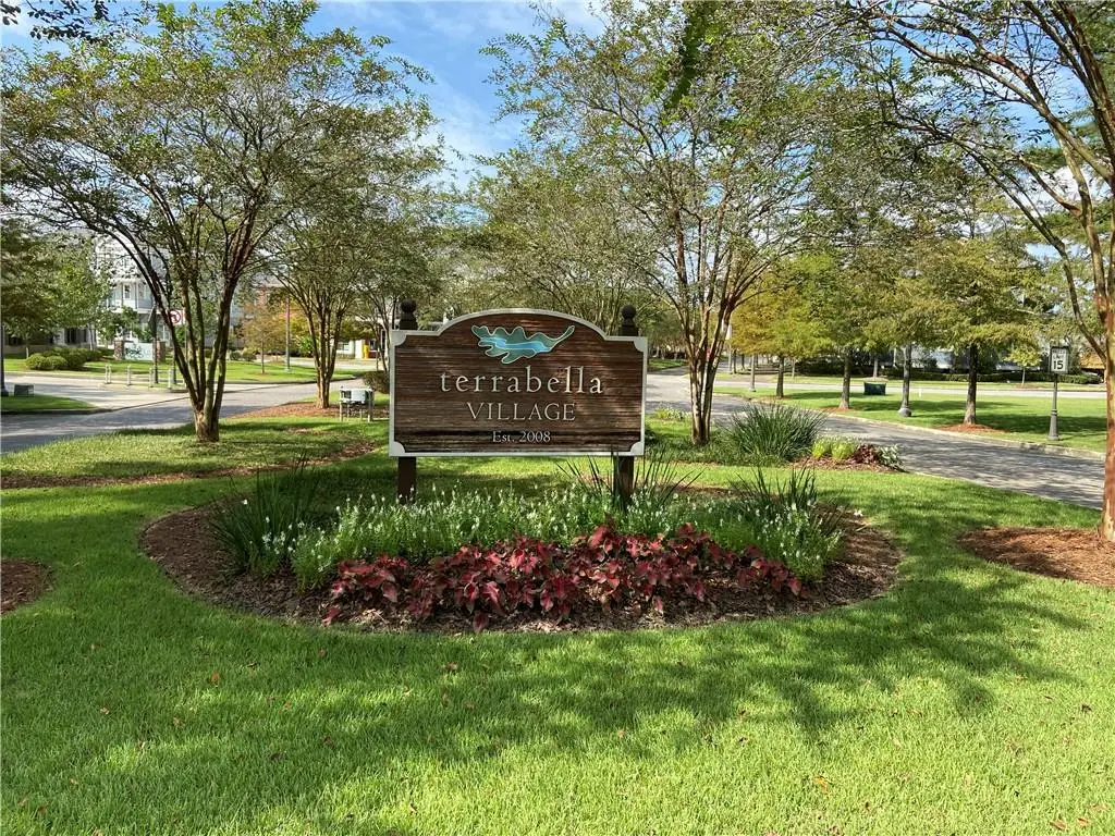 813 Chretien Point Avenue, Covington, LA 70433 - Image #1