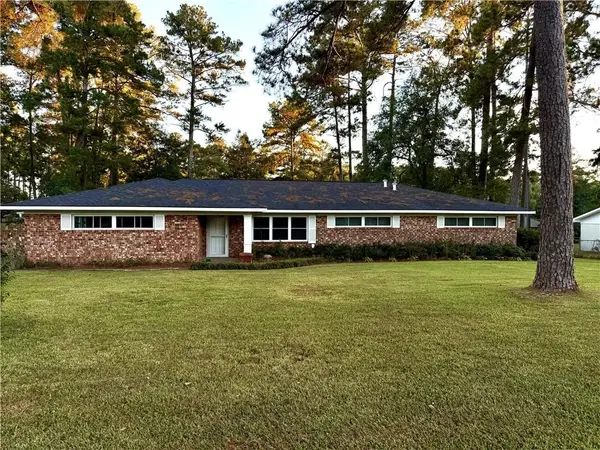 128 Anna Lane, Pineville, LA 71360