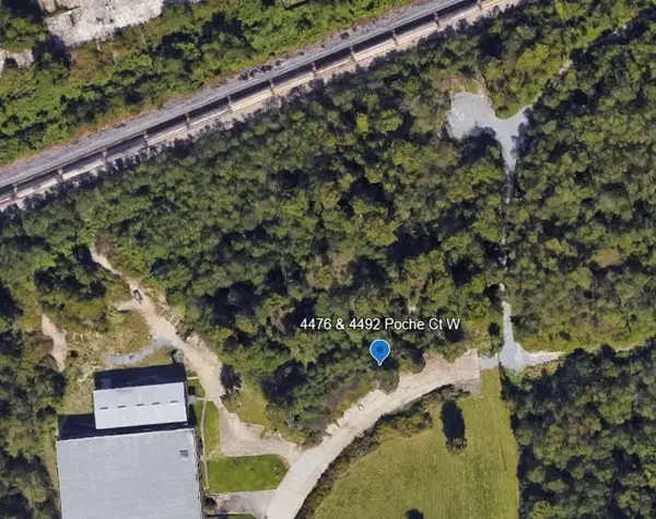 4476 & 4492 W Poche Court, New Orleans, LA 70129