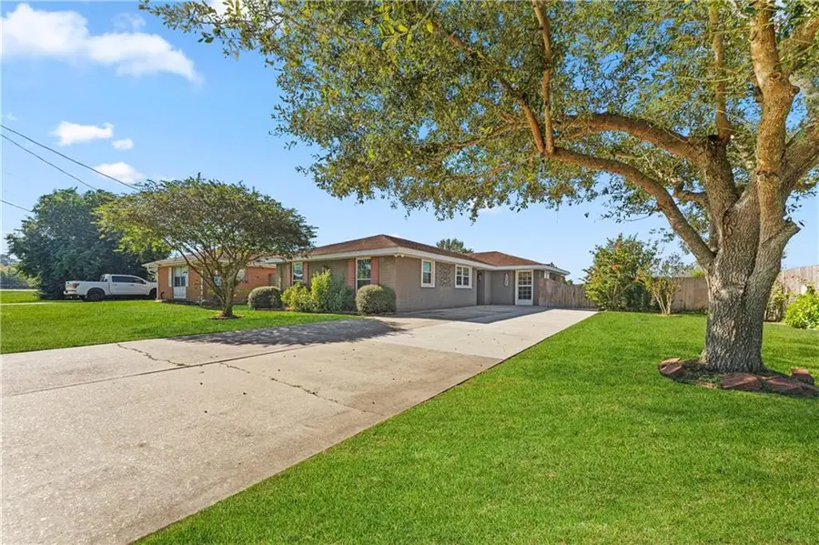 108 Rho Street, Belle Chasse, LA 70037 - Image #2