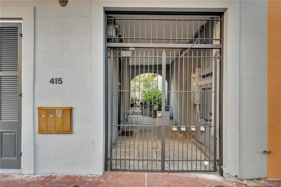 415 Burgundy Street #2A, New Orleans, LA 70112 - #2