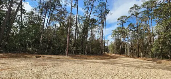 19576 Southern Pine Street, Covington, LA 70435