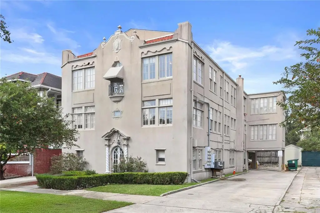 2108 Broadway Street, New Orleans, LA 70118 - Image #1