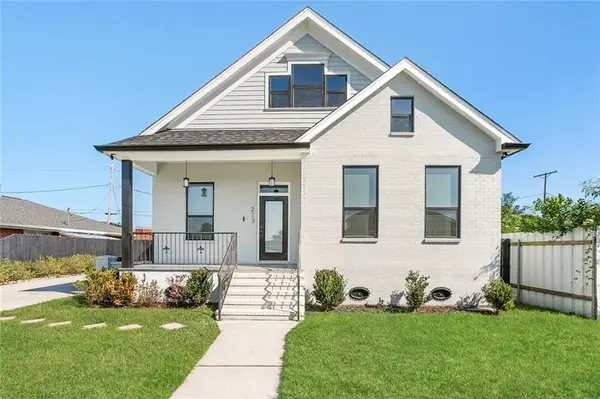 213 Bear Drive, Arabi, LA 70032