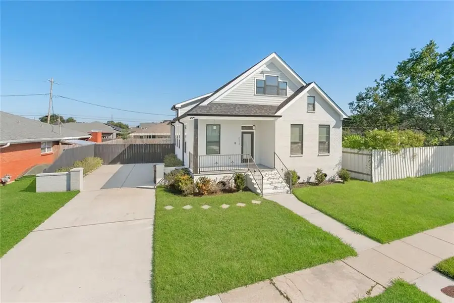 213 Bear Drive, Arabi, LA 70032 - Image #2