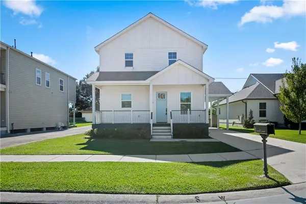 5 Leeward Court, New Orleans, LA 70131