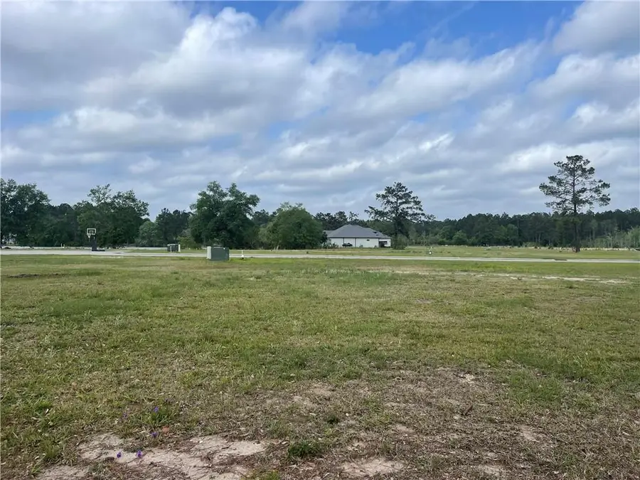 712 Northlake Drive, Covington, LA 70435 - Image #2