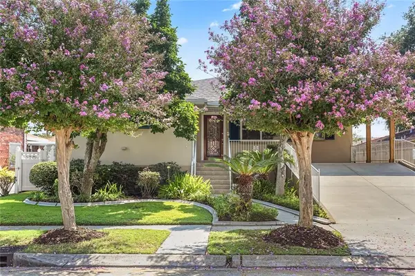 1305 Gardenia Drive, Metairie, LA 70005