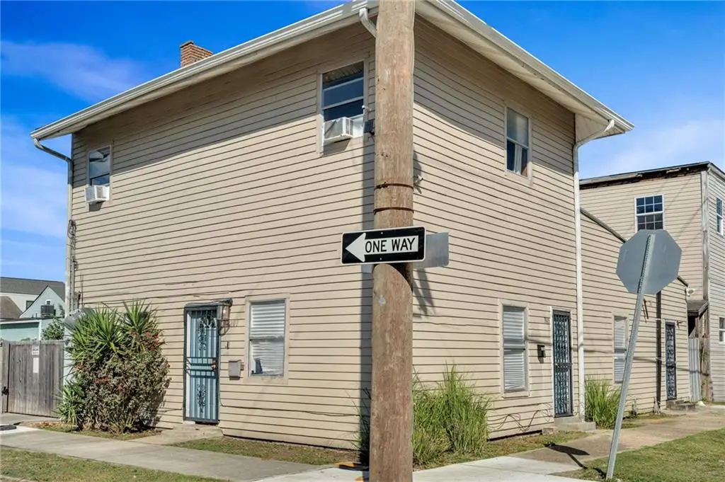 2201 Amelia Street, New Orleans, LA 70115 - Image #1