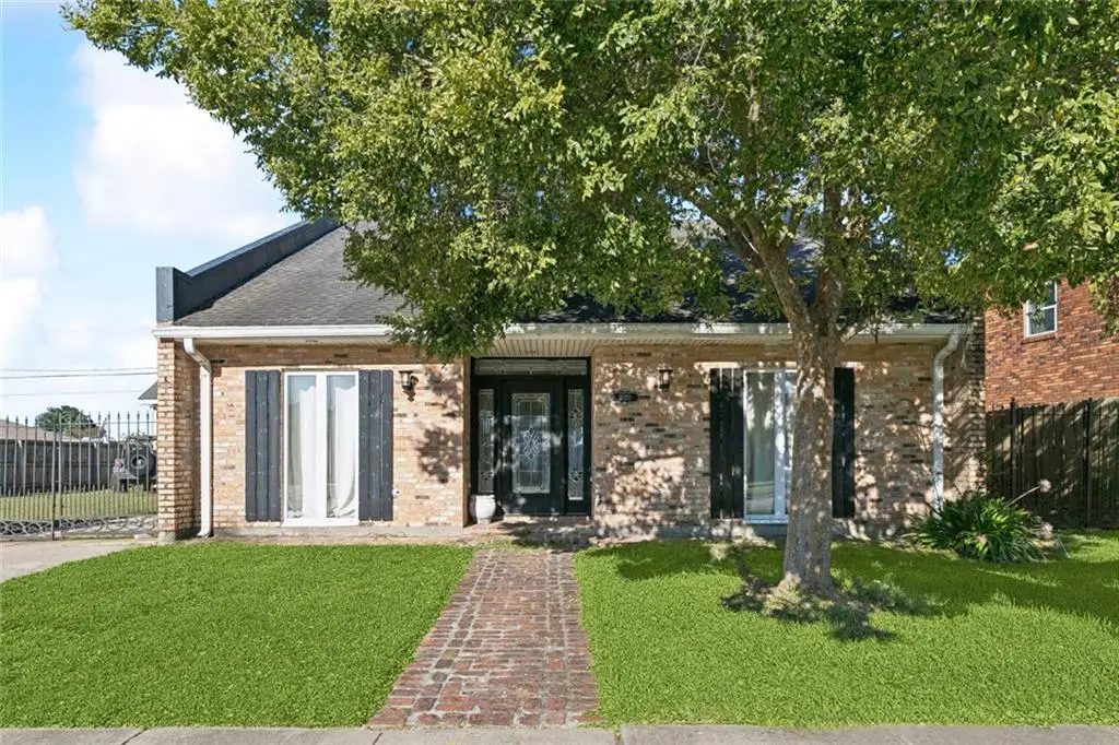 3520 Karen Drive, Chalmette, LA 70043 - Image #1