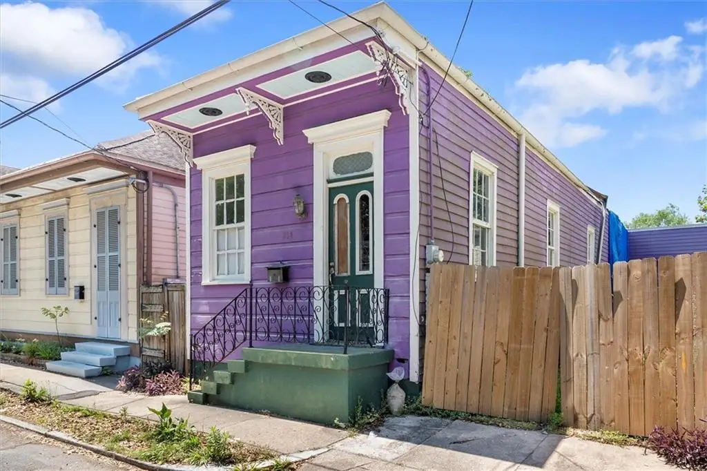 814 Poland Avenue, New Orleans, LA 70117 - Image #1