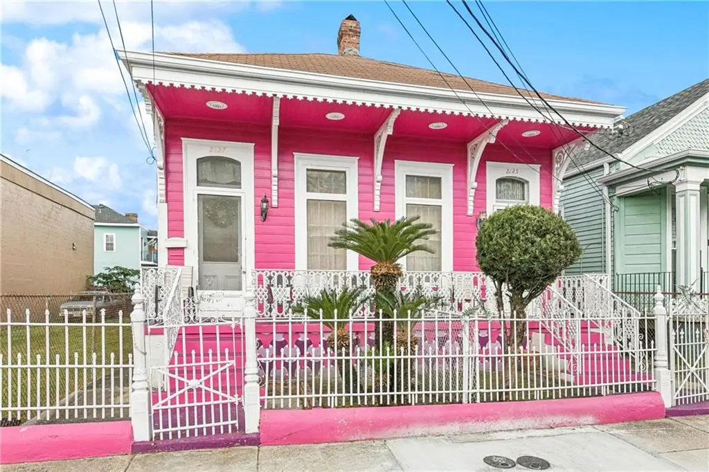 2125 27 Simon Bolivar Avenue, New Orleans, LA 70113 - #1