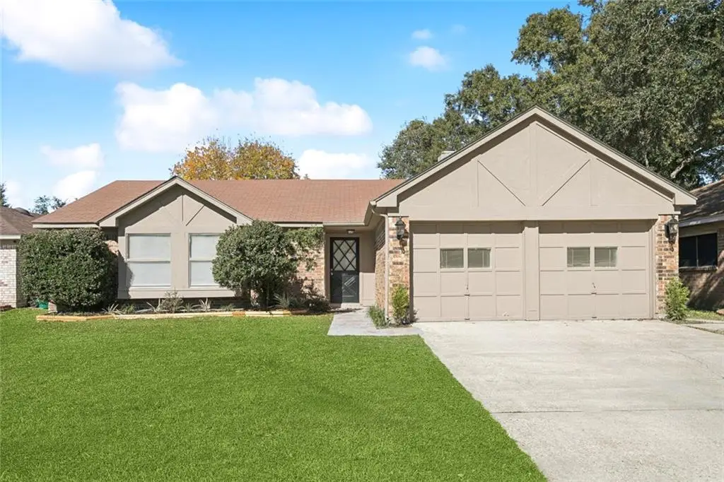320 Portsmouth Drive, Slidell, LA 70460 - Image #1