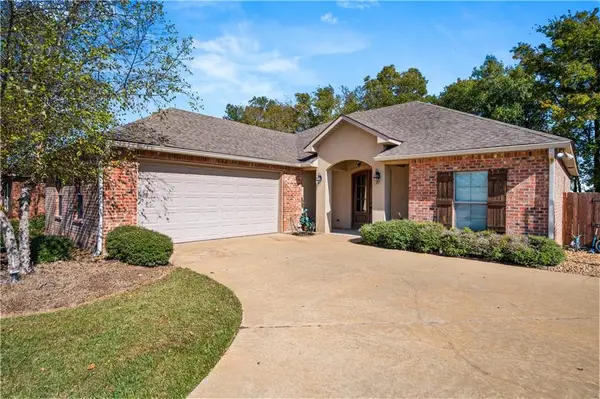 120 Grand Lakes Boulevard, Alexandria, LA 71303