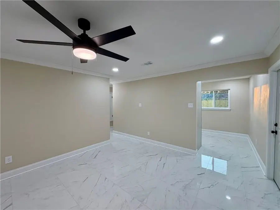 660 Grovewood Drive, Gretna, LA 70056 - Image #3