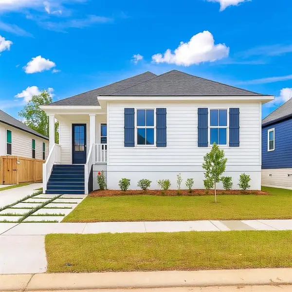 3924 Norwood Drive, Chalmette, LA 70043