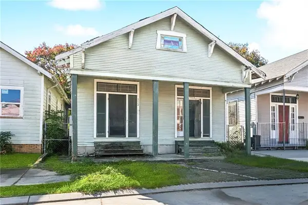 5022 Burgundy Street, New Orleans, LA 70117