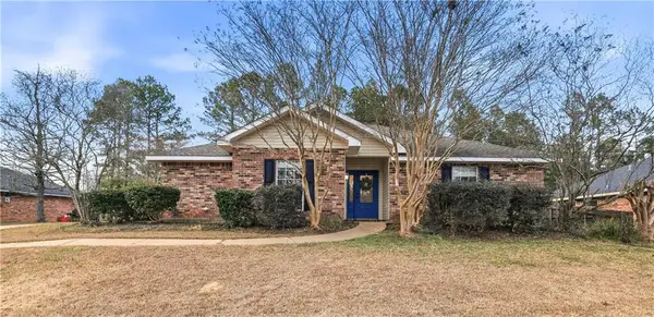 234 Lake Falls Drive, Pineville, LA 71360