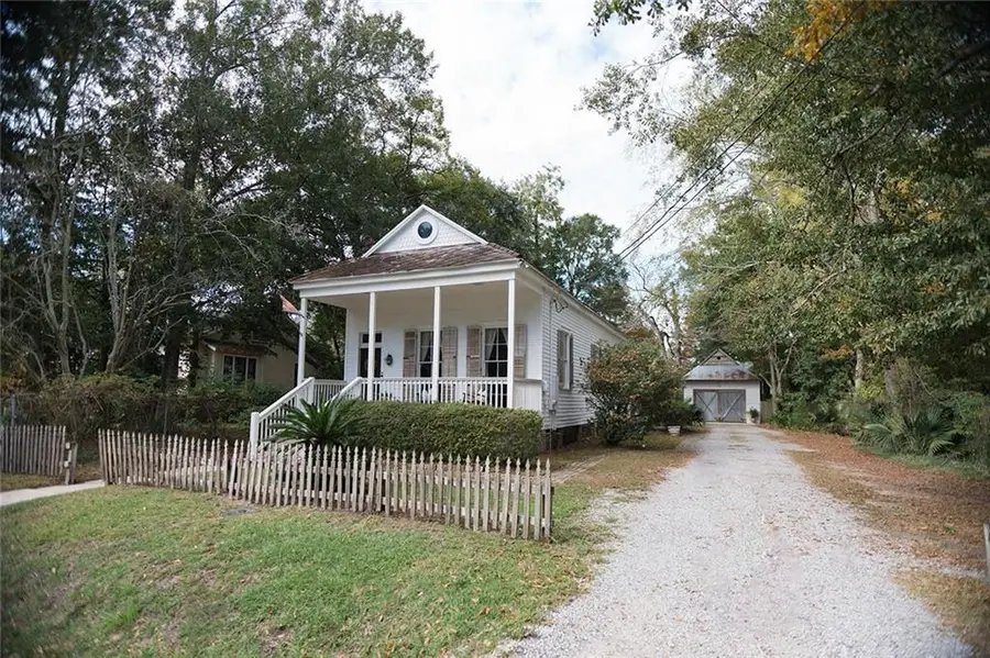 512 Marigny Avenue, Mandeville, LA 70448 - Image #2