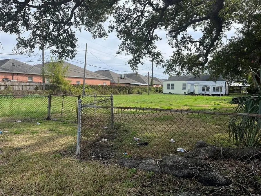 8146 Hayne Boulevard, New Orleans, LA 70126 - #3