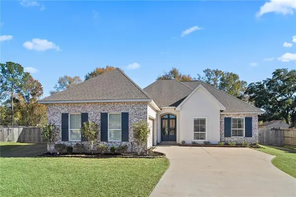 39724 Summer Lane, Ponchatoula, LA 70454