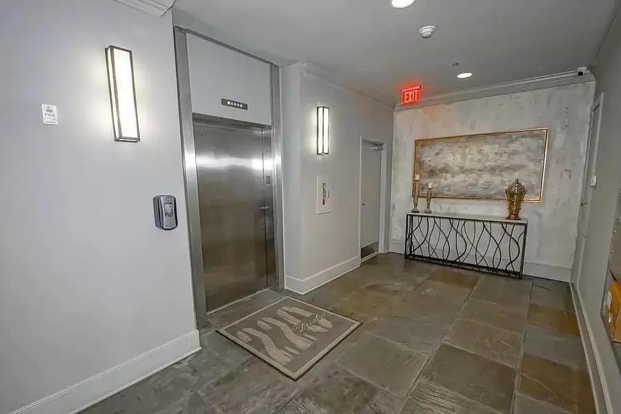 220 Decatur Street #306, New Orleans, LA 70130 - Image #2