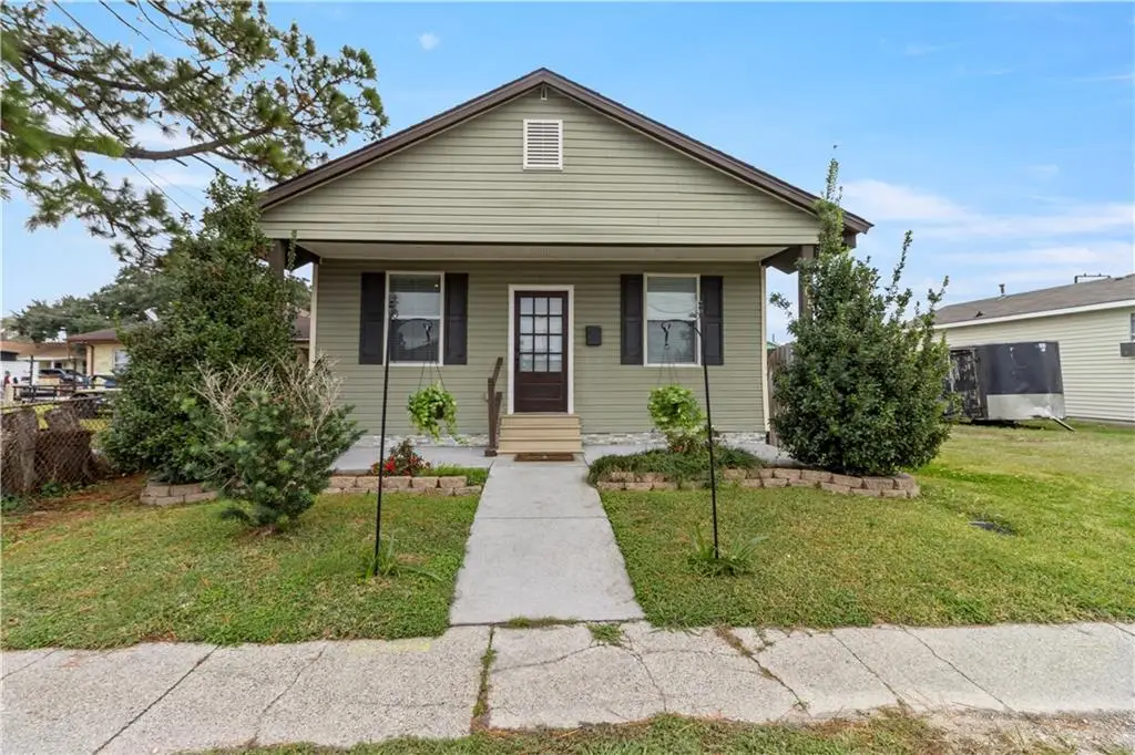 305 Laroussini Street, Westwego, LA 70094 - Image #1