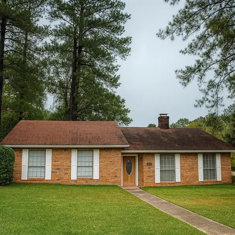 402 Longstreet Road, Pineville, LA 71360 - Image #1