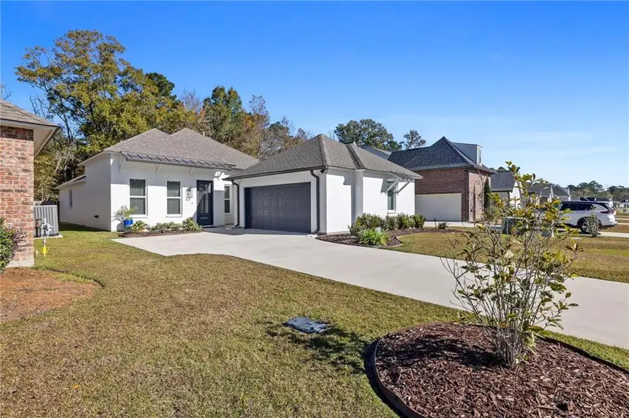 25231 Burlington Drive, Denham Springs, LA 70726 - Image #3