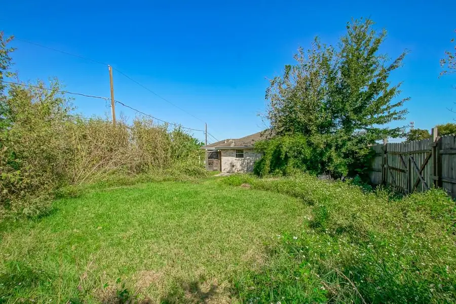 2324 Congressman Hebert Drive, Chalmette, LA 70043 - #2