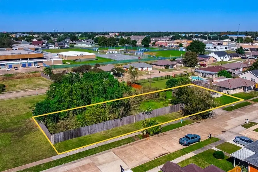 2324 Congressman Hebert Drive, Chalmette, LA 70043 - #3