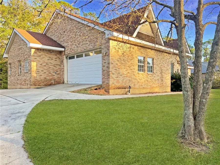 528 Royal Oak Drive, Pass Christian, MS 39571 - Image #3