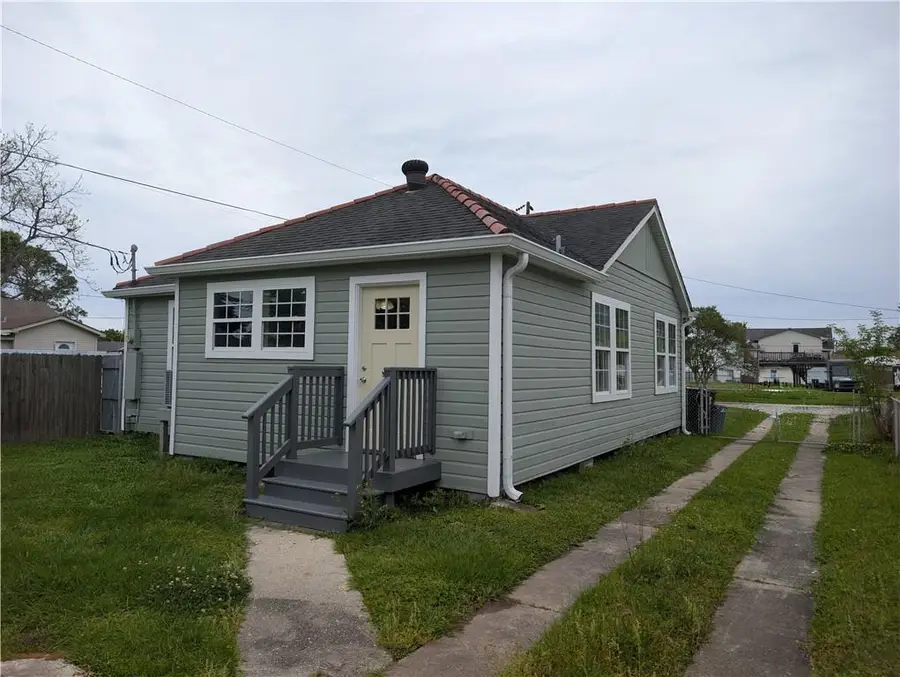 8616 Livingston Avenue, Chalmette, LA 70043 - #3