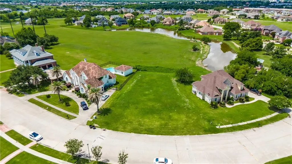 6021 Eastover Drive, New Orleans, LA 70128 - Image #1