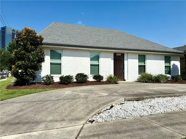 3813 N Arnoult Road, Metairie, LA 70002