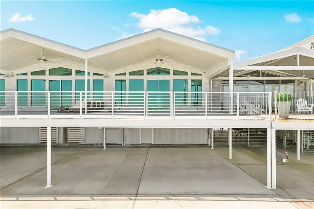 8116 Breakwater Drive, New Orleans, LA 70124 - #1