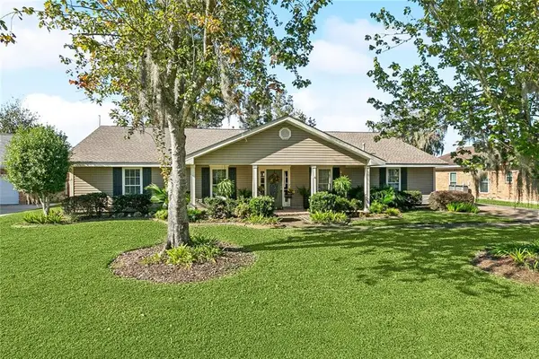 25 Belle Helene Drive, Destrehan, LA 70047