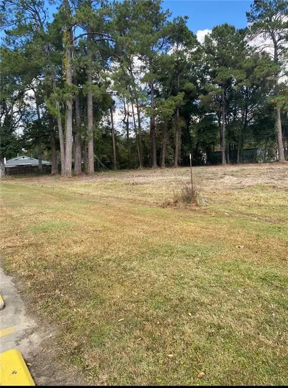 800 E Pine Street, Ponchatoula, LA 70454 - #2