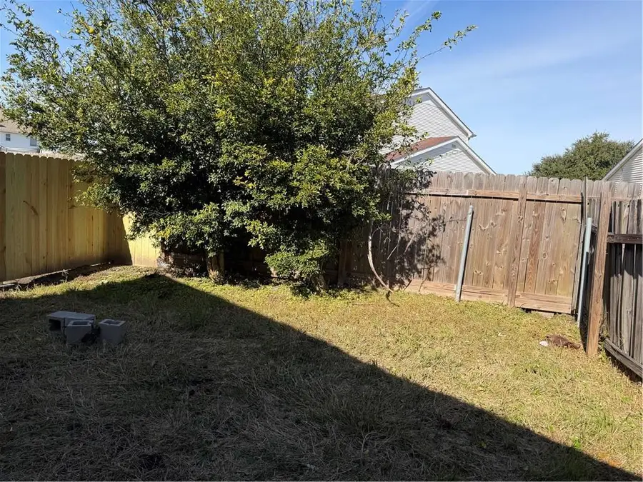 2102 Lac La Belle Drive, Harvey, LA 70058 - #2