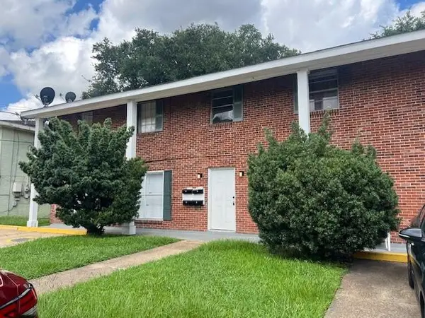 208 Marion Court, River Ridge, LA 70123