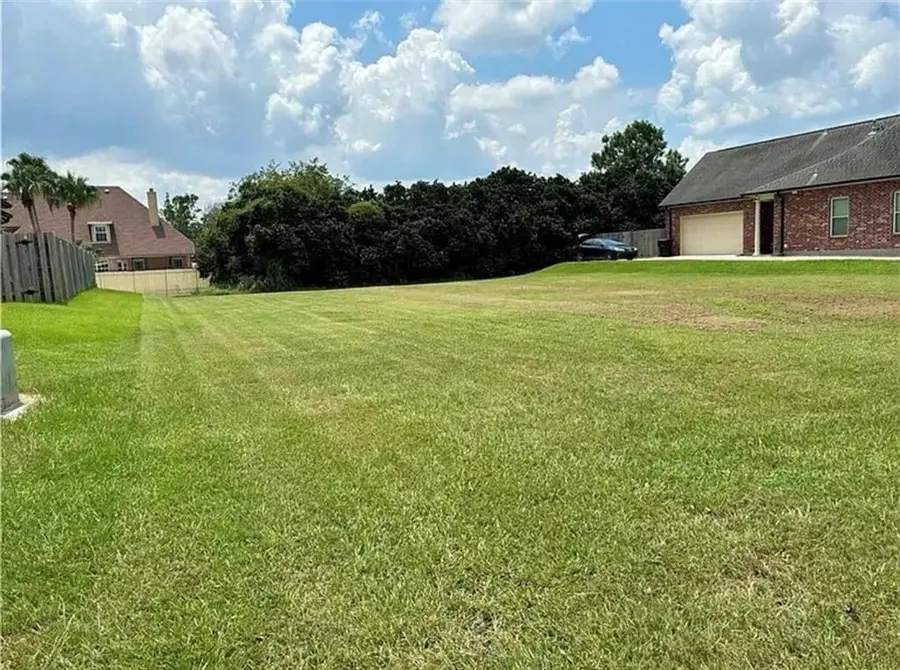 119 Chapel Hill Drive, Belle Chasse, LA 70037 - Image #2