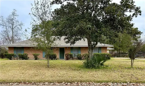 10021 E Tampa Drive, Baton Rouge, LA 70815