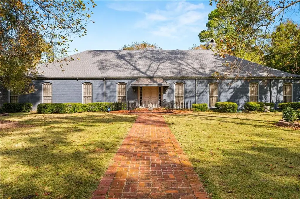 3803 Pecan Drive, Alexandria, LA 71302 - #1