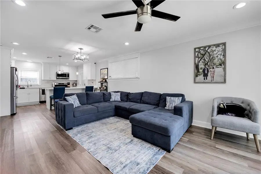 813 Cynthia Avenue, Metairie, LA 70003 - Image #2