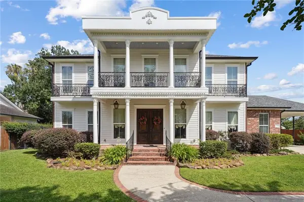 712 Stewart Avenue, River Ridge, LA 70123