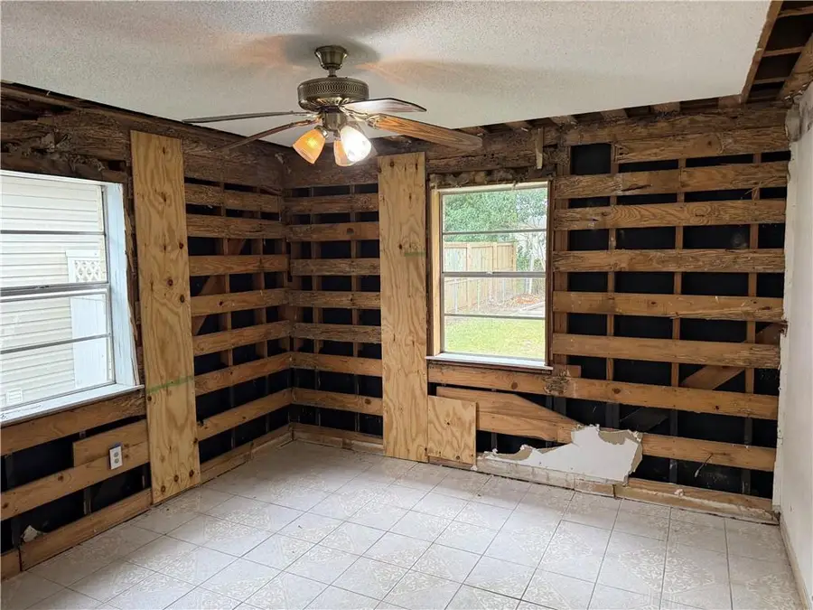 712 Avenue F, Marrero, LA 70072 - Image #2