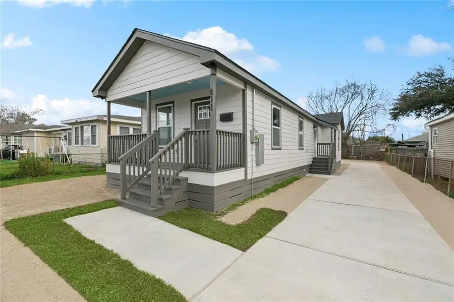 611 Macarthur Avenue, Harvey, LA 70058 - Image #2